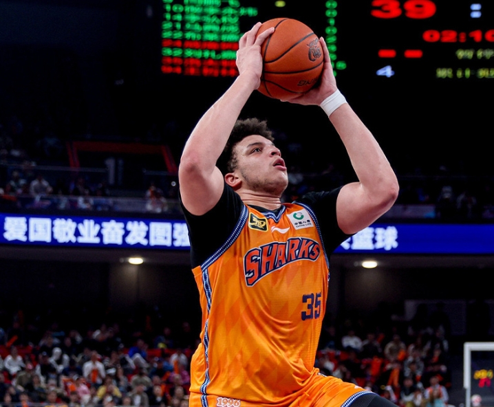 关于大比分获胜首场状态出色，中国队观众沸腾！，东契奇重返赛场比赛高潮迭起的信息-kaiyun